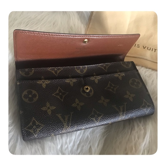 Louis Vuitton Handbags - 💎✨ Louis Vuitton Sarah Long wallet ✨💎.